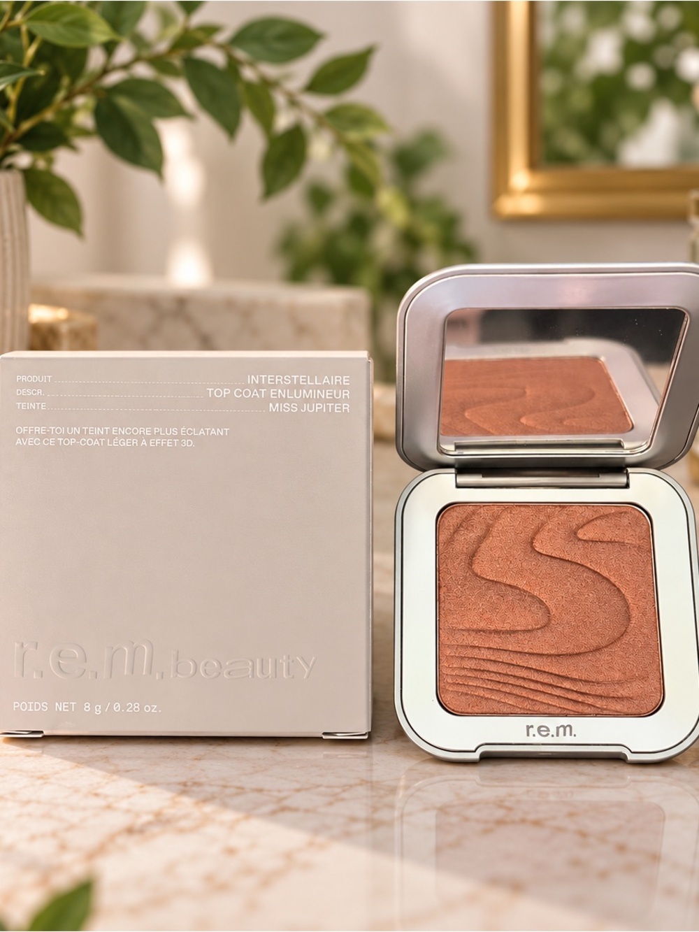 r.e.m. beauty Interstellar Highlighter Topper Miss Jupiter 0.28 oz New in Box